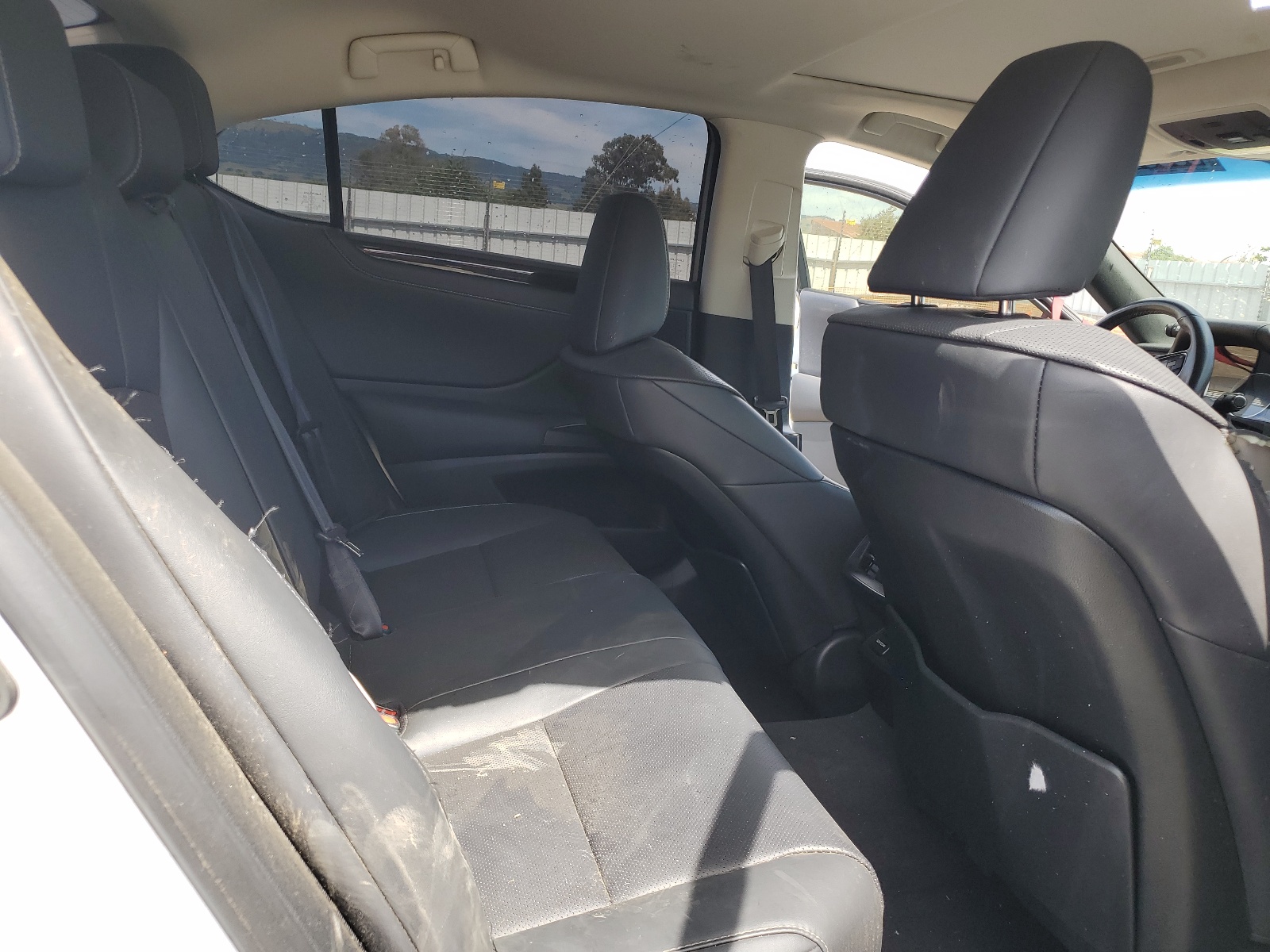 JTHBZ1B10K2003867 2019 Lexus Es 350