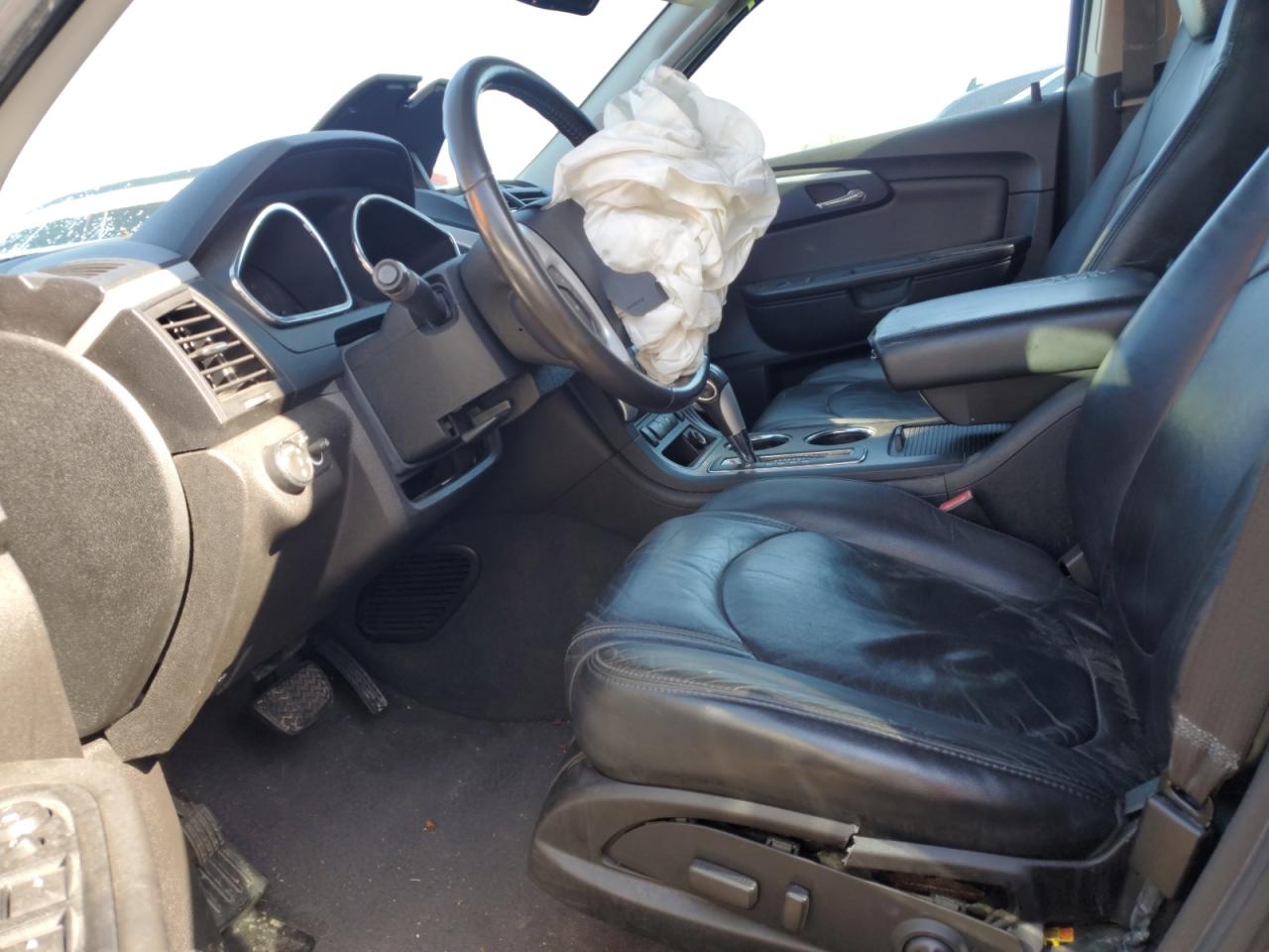 2011 Chevrolet Traverse - Image 7