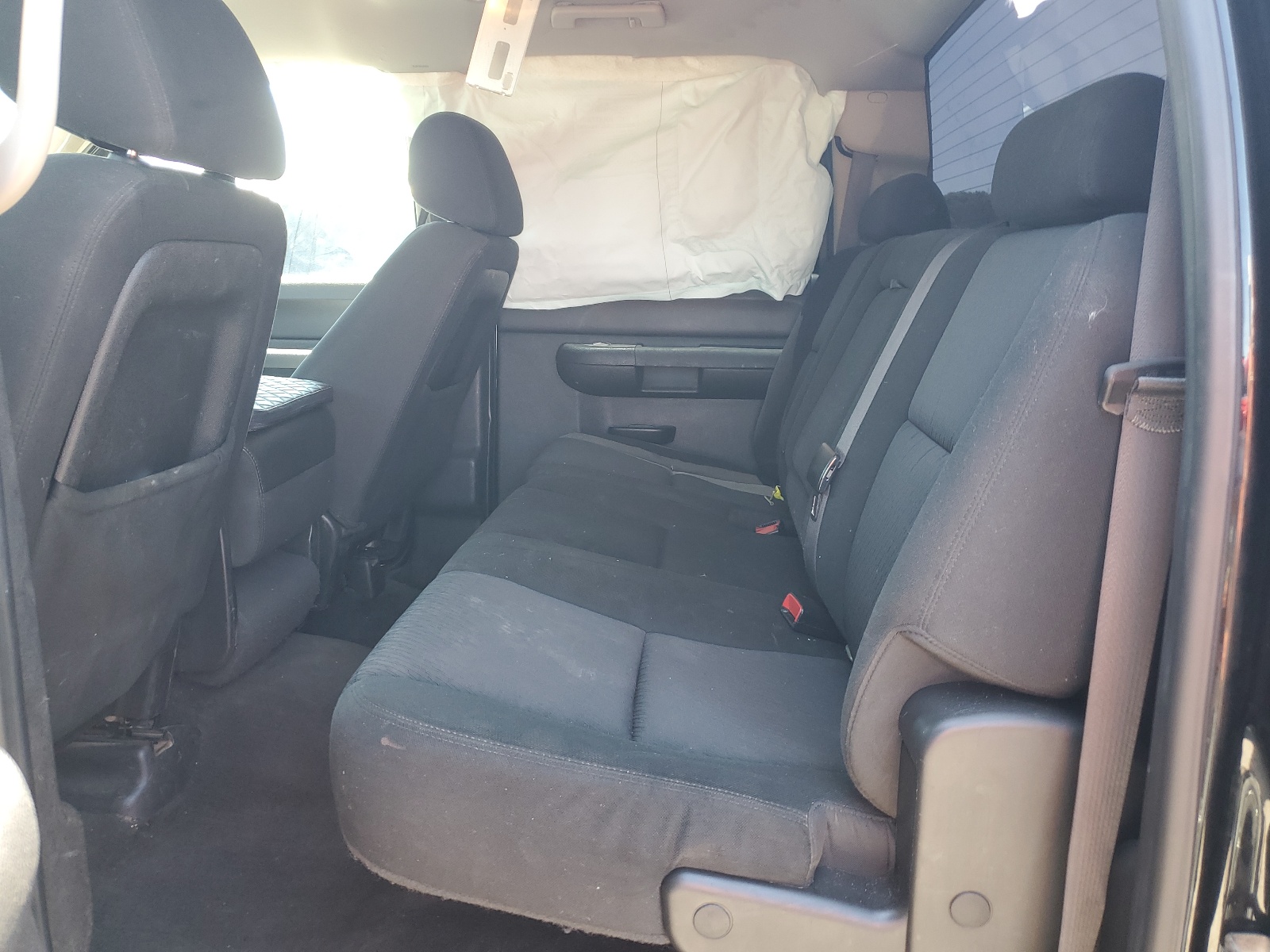 3GCPKREA6BG392205 2011 Chevrolet Silverado K1500 Ls