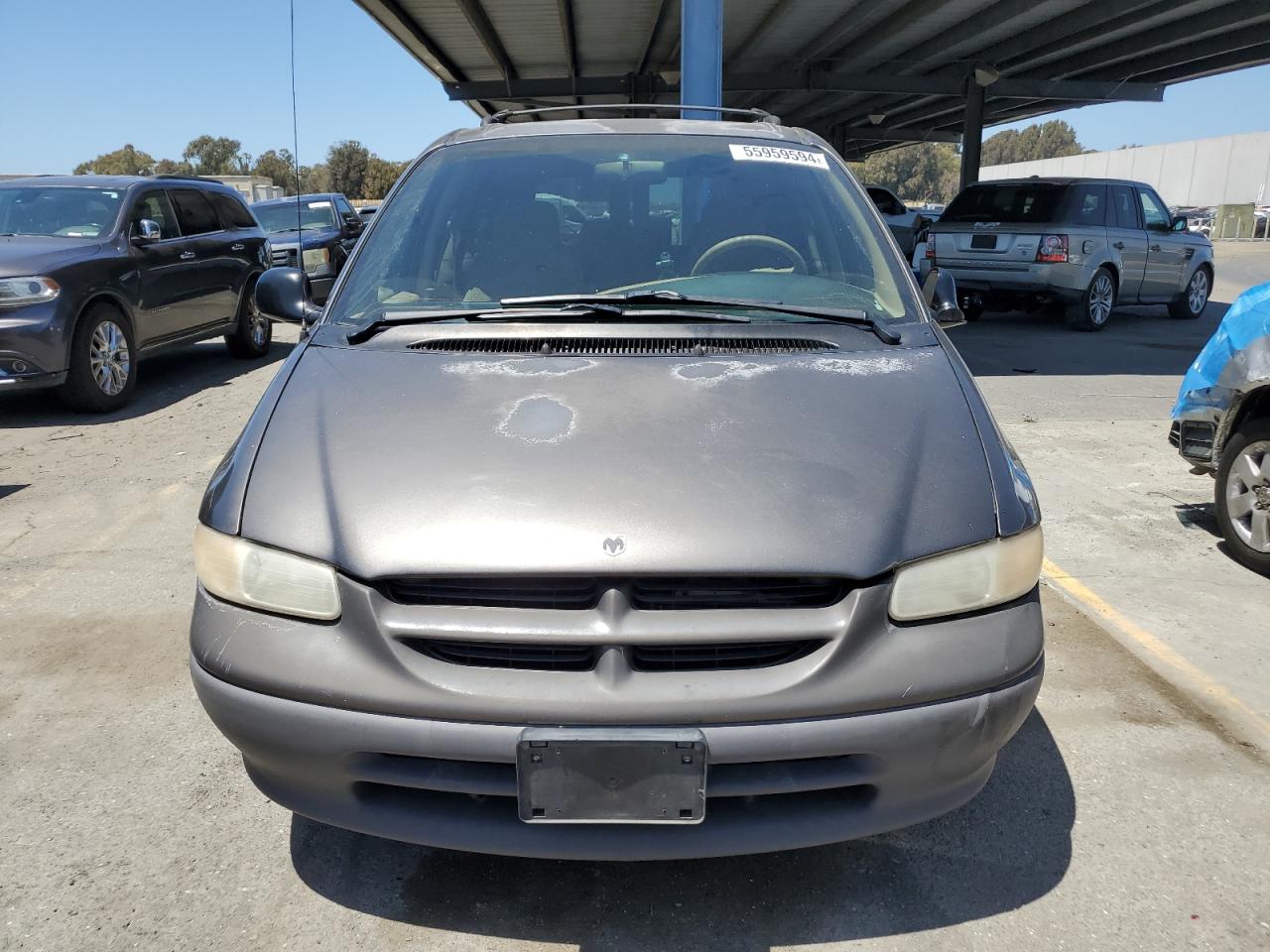1998 Dodge Caravan VIN: 2B4GP25R3WR629258 Lot: 55959594