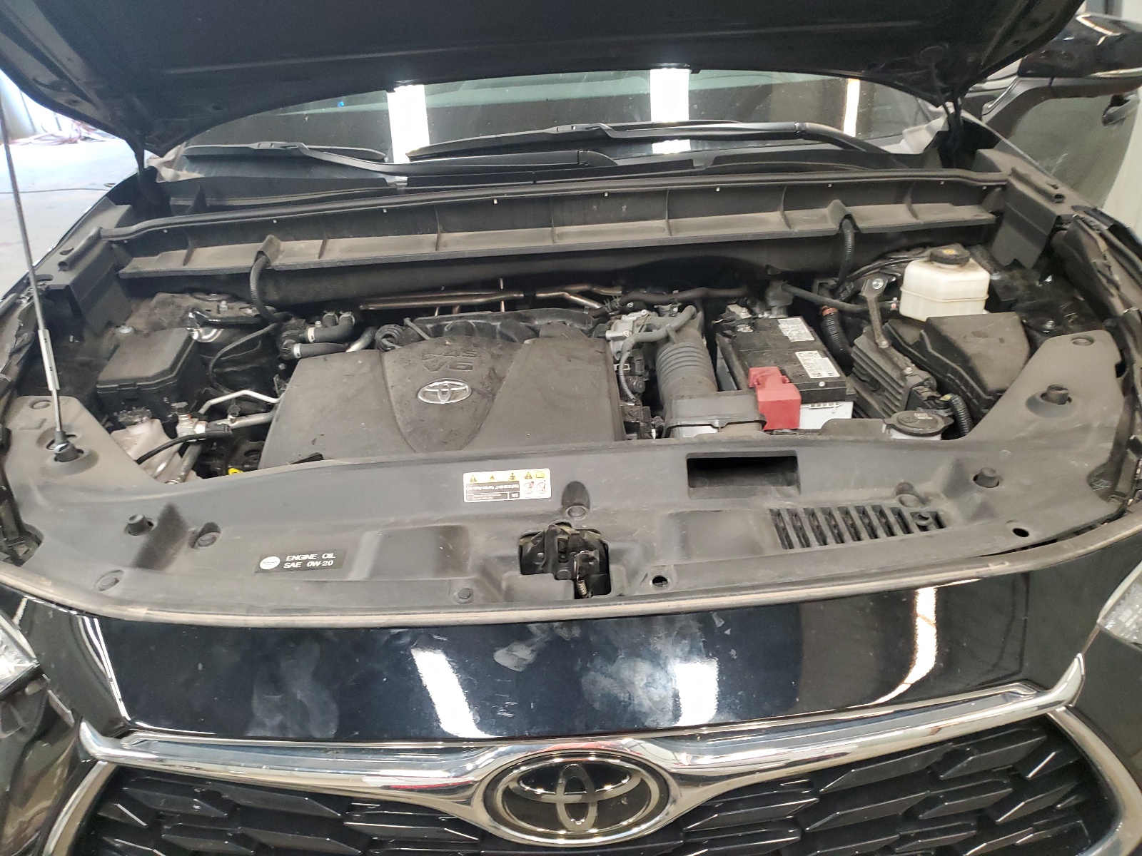 5TDDZRBH4NS172096 2022 Toyota Highlander Limited