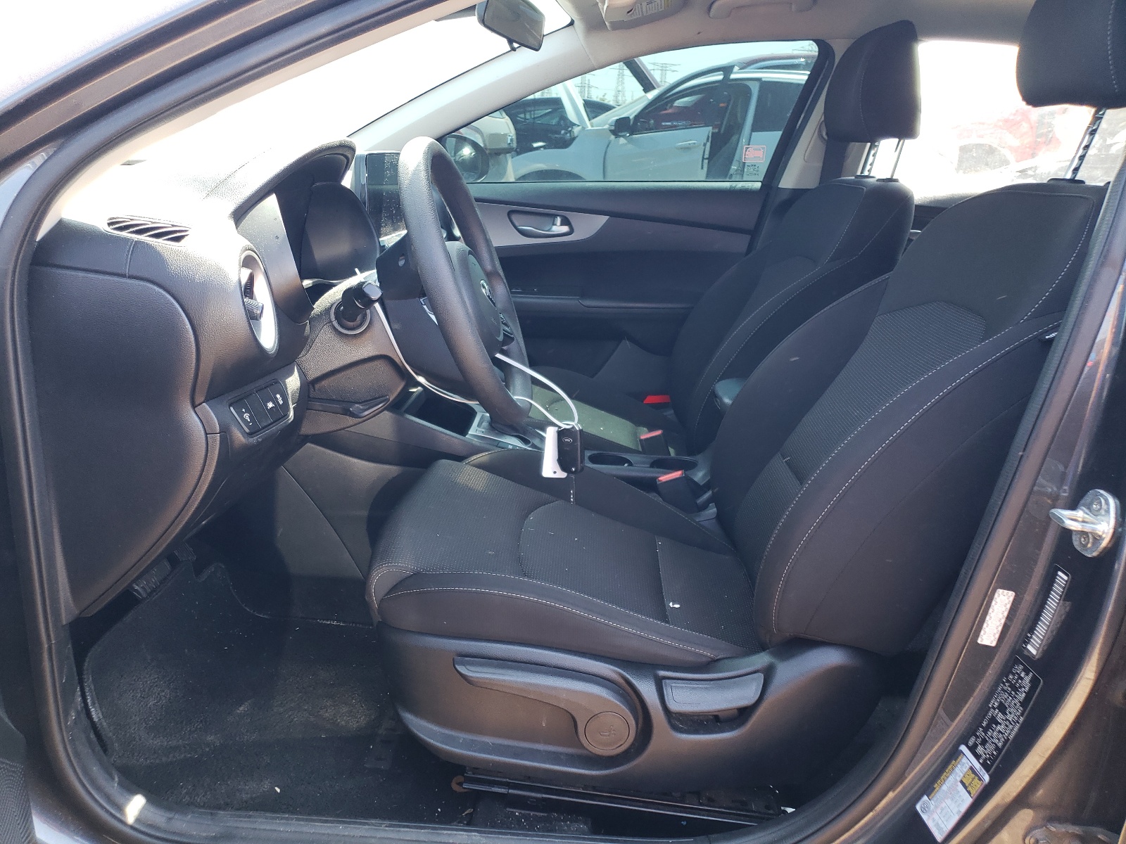 3KPF24AD9LE187649 2020 Kia Forte Fe