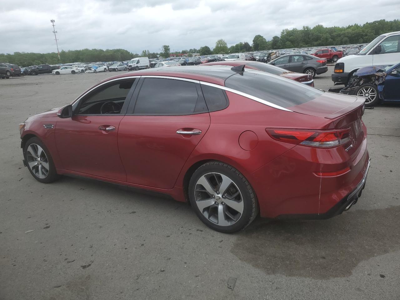 5XXGT4L33KG283207 2019 KIA OPTIMA - Image 2