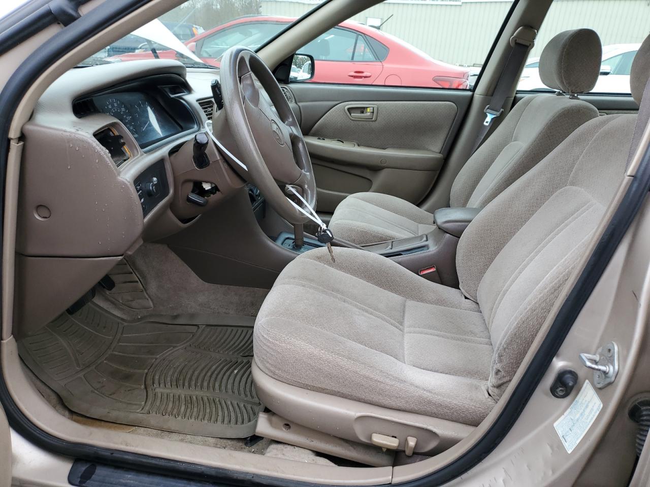 2000 Toyota Camry Ce VIN: 4T1BG22KXYU693190 Lot: 52843774