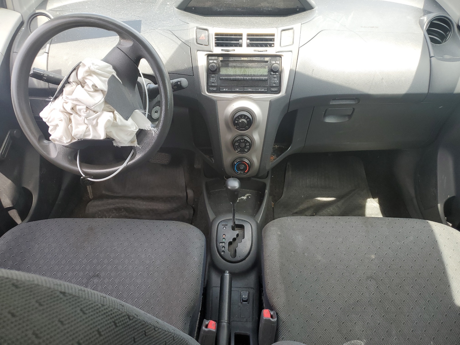 JTDKT4K33A5325406 2010 Toyota Yaris