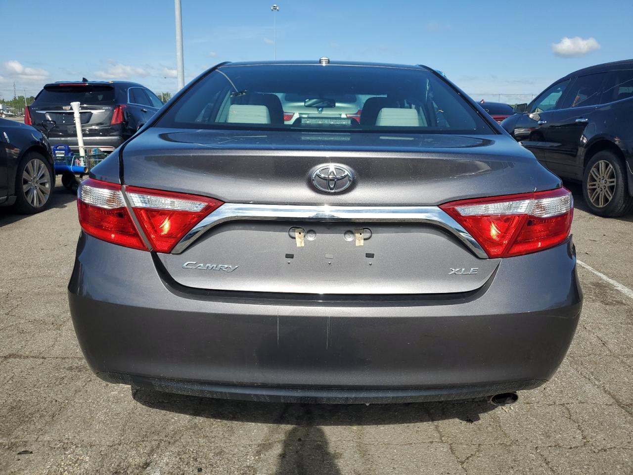 4T1BF1FK4FU987382 2015 Toyota Camry Le