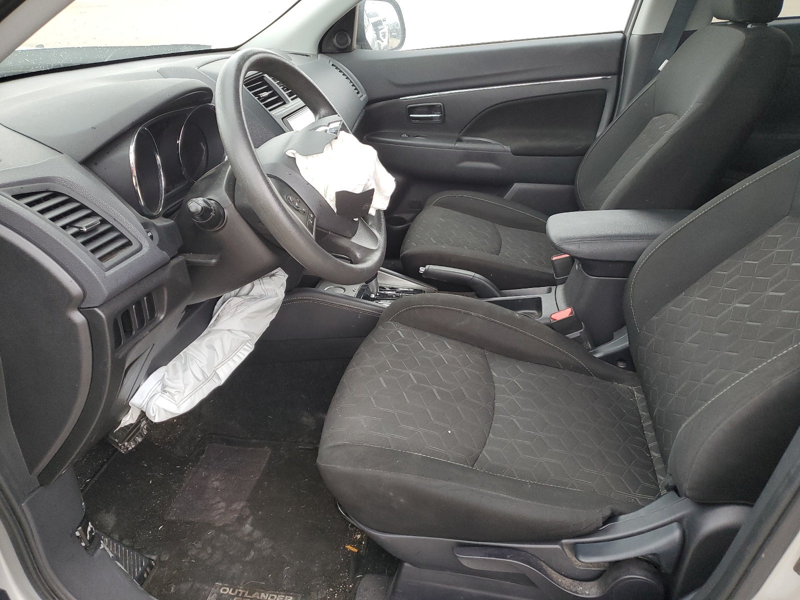 JA4APUAU6MU034977 2021 Mitsubishi Outlander Sport Es