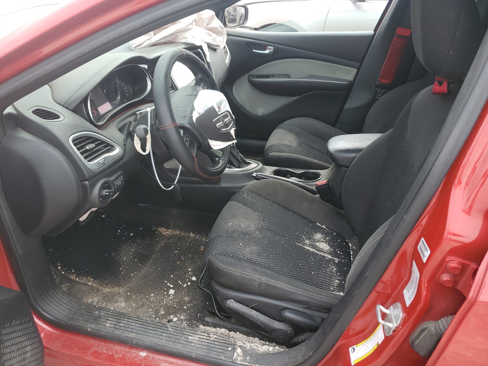 1C3CDFBBXGD565611 2016 Dodge Dart Sxt