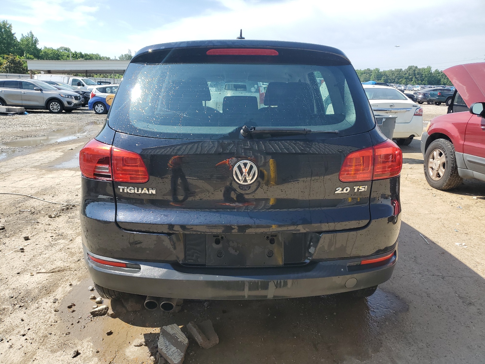 WVGAV7AX4CW578688 2012 Volkswagen Tiguan S