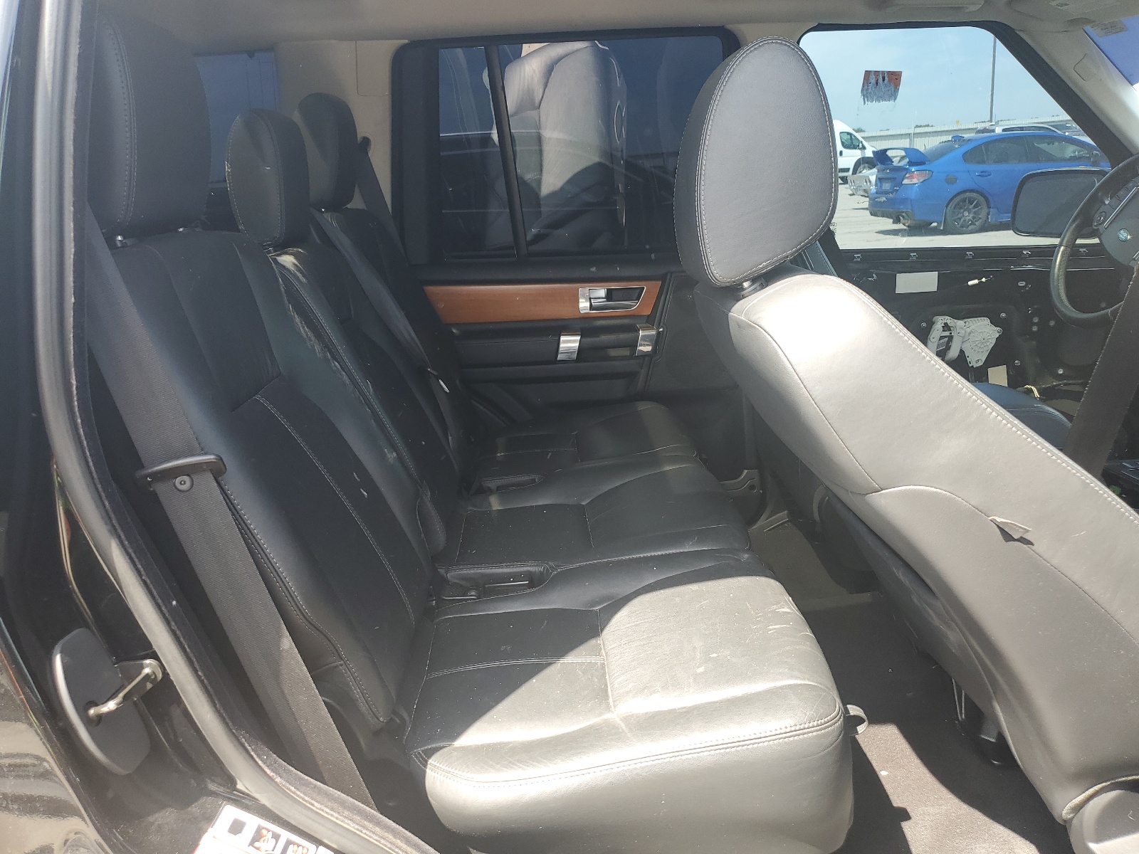 SALAK2D47CA647154 2012 Land Rover Lr4 Hse Luxury