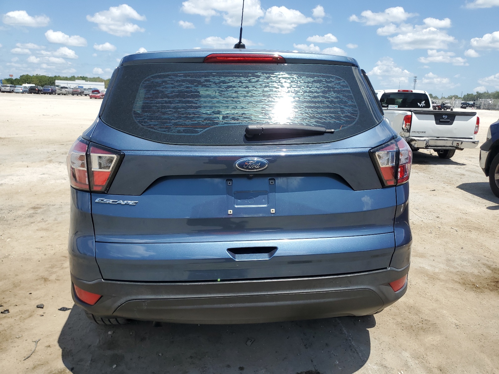 1FMCU0F7XJUB79806 2018 Ford Escape S