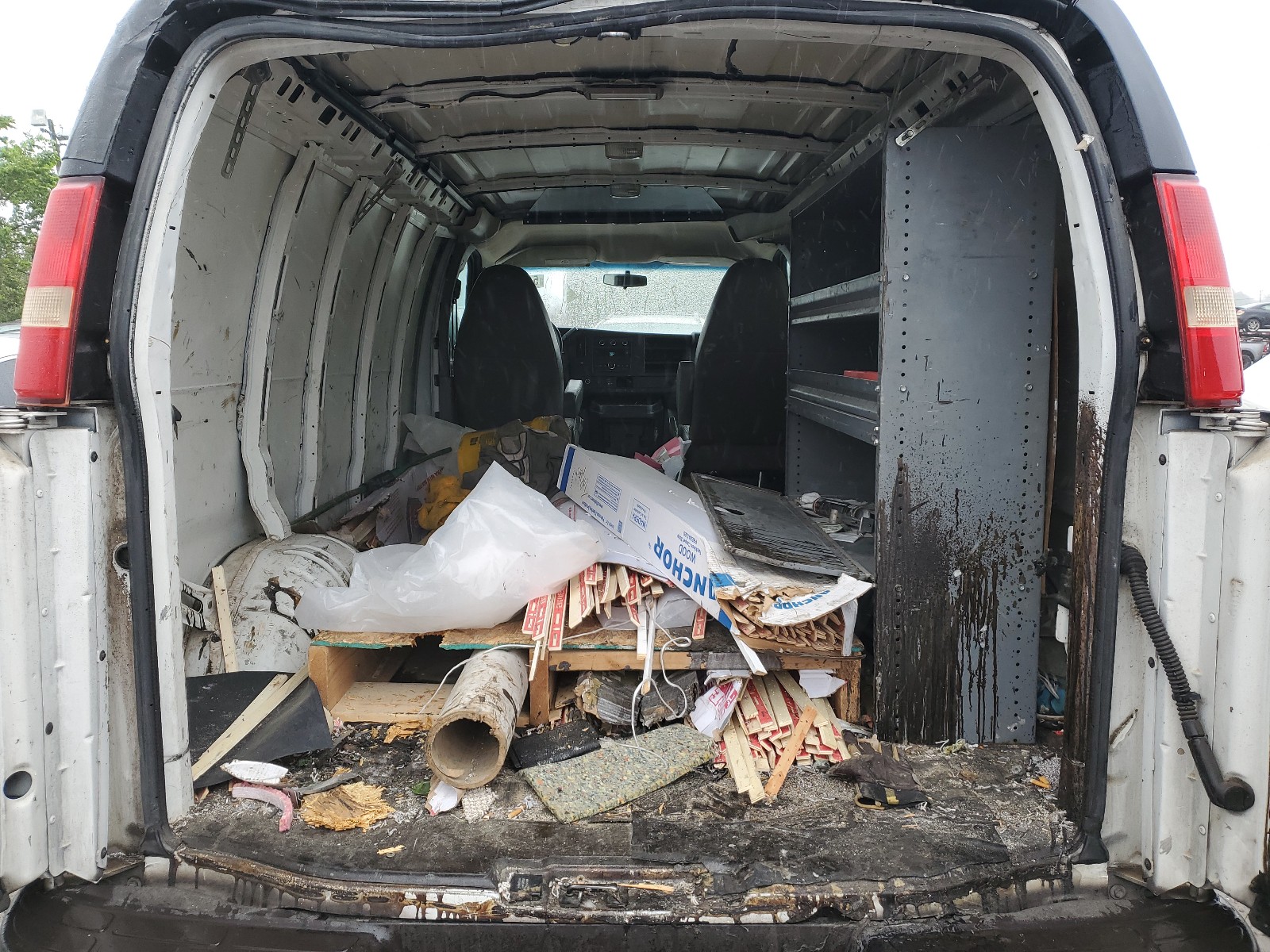 1GCWGFCAXE1182529 2014 Chevrolet Express G2500