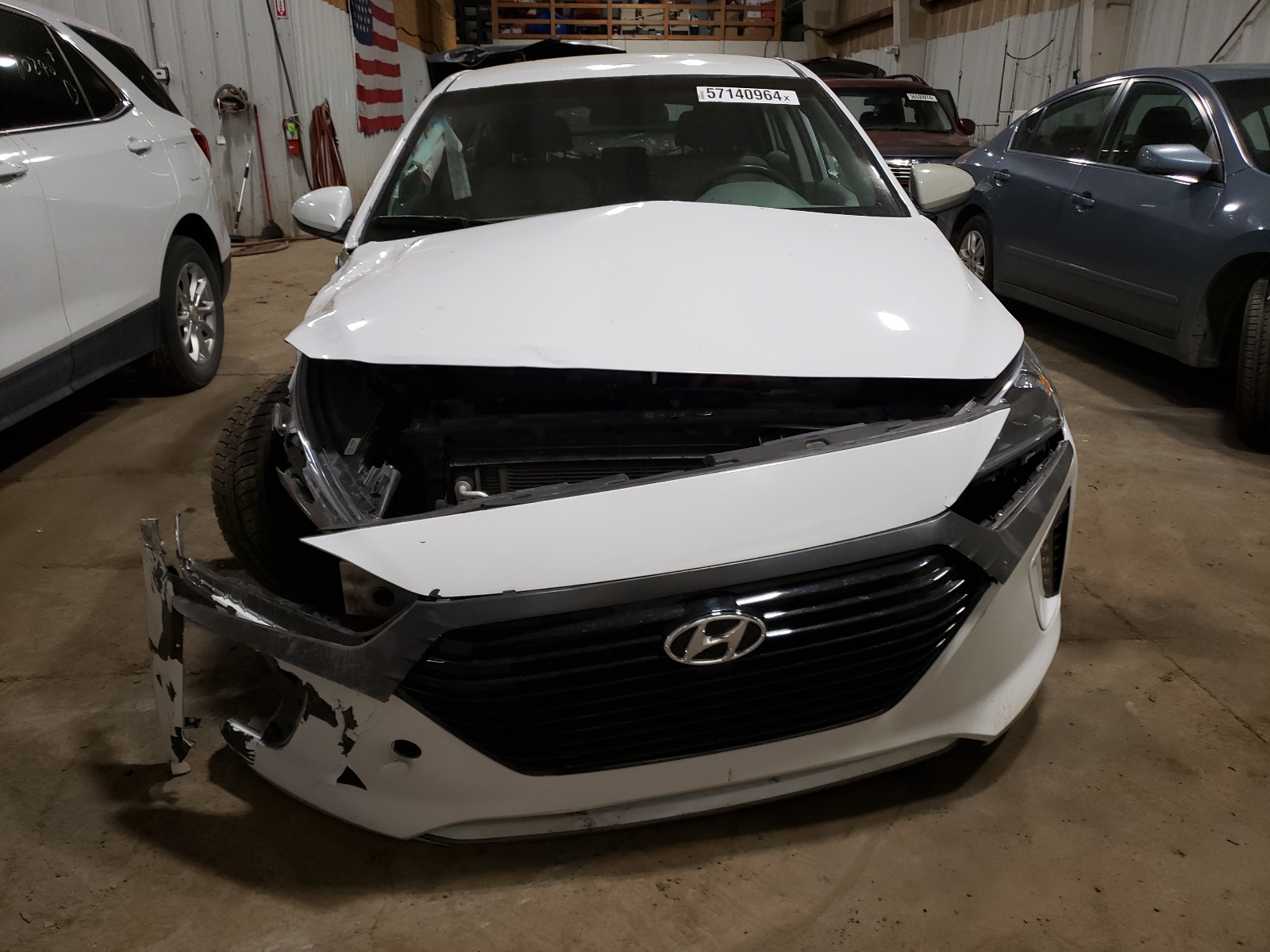 2018 Hyundai Ioniq vin: KMHC65LD3JU076468