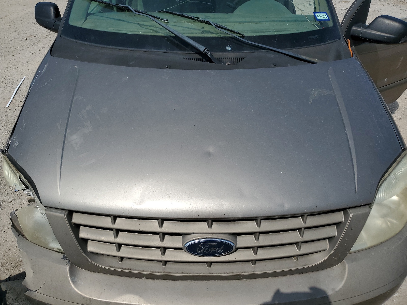 2FMZA50635BA54030 2005 Ford Freestar S