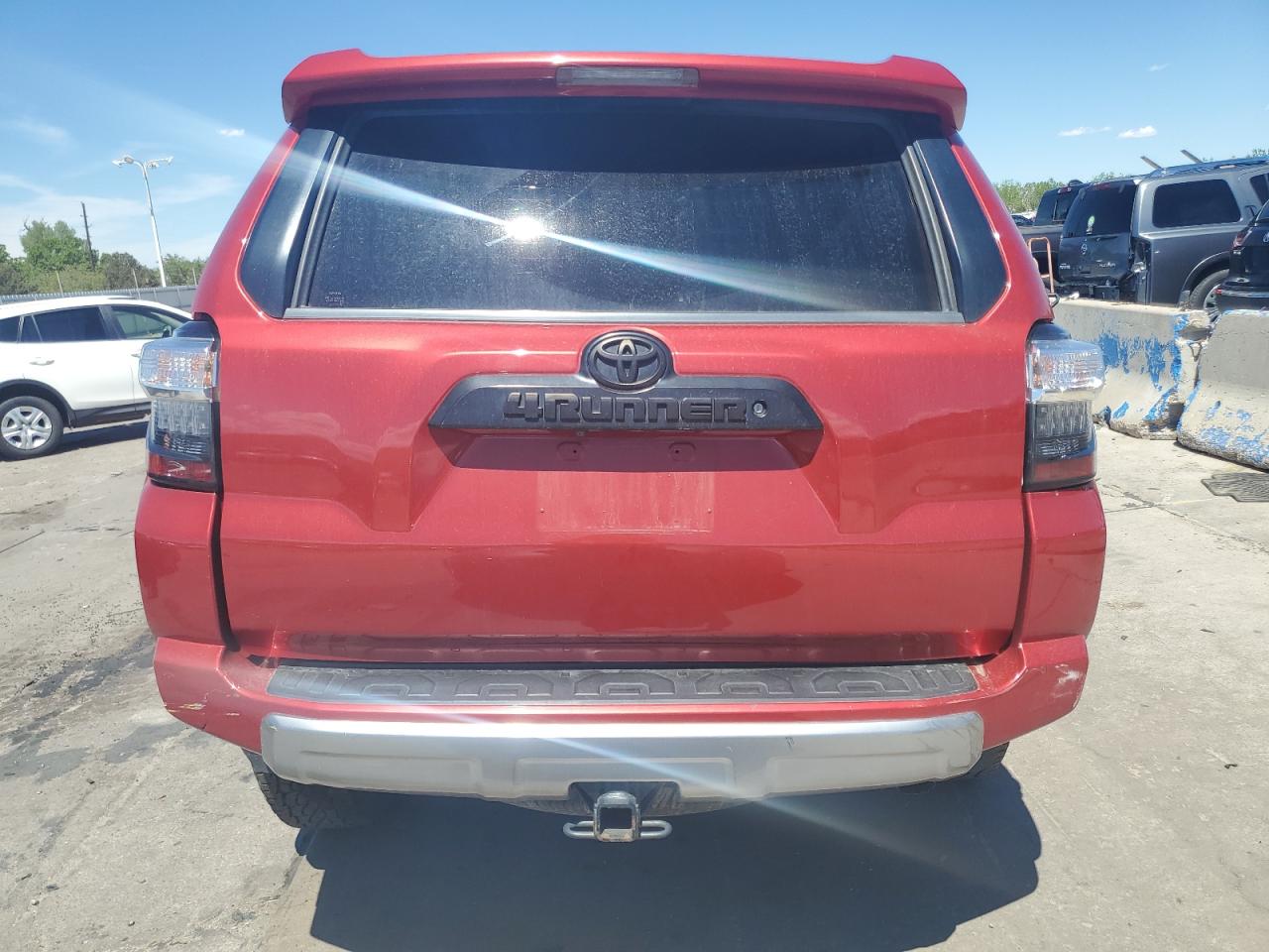 JTEBU5JR4J5514862 2018 Toyota 4Runner Sr5/Sr5 Premium