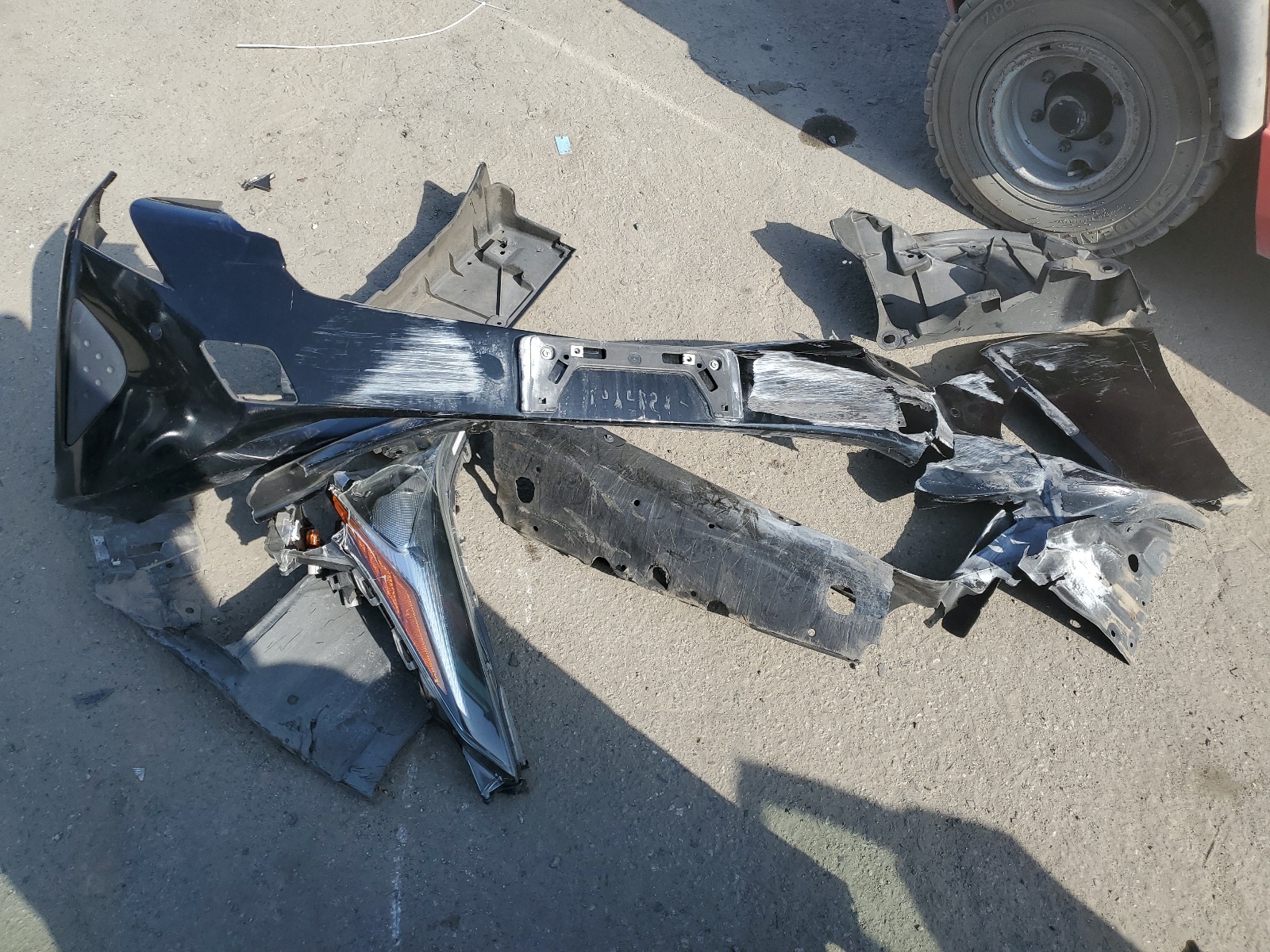 JTDKBRFU3J3586369 2018 Toyota Prius