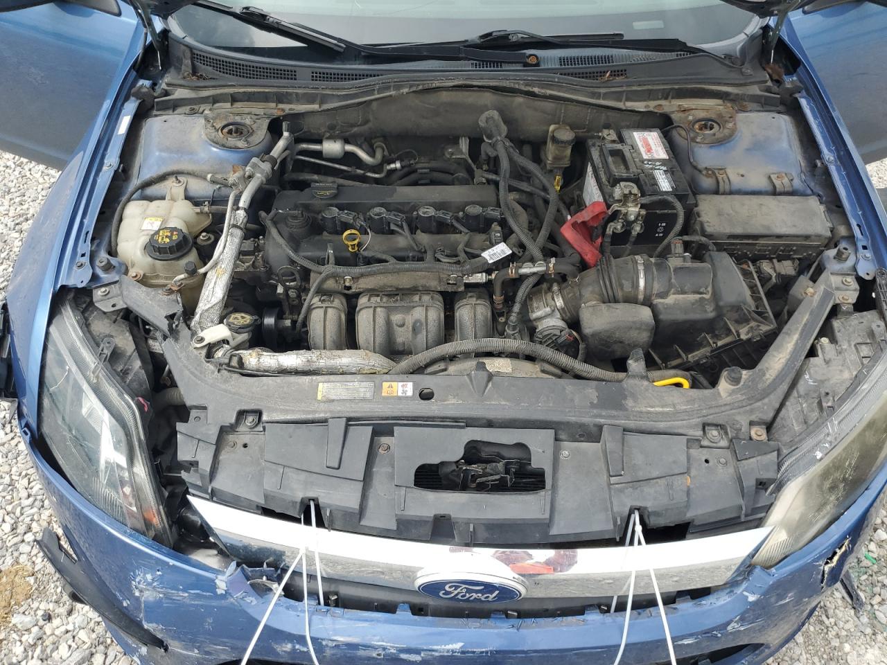 2010 Ford Fusion - Image 12
