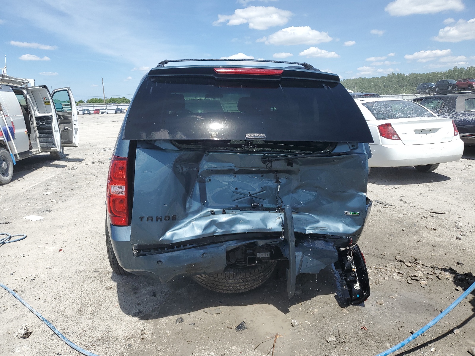 1GNUKAE04AR266183 2010 Chevrolet Tahoe K1500 Ls