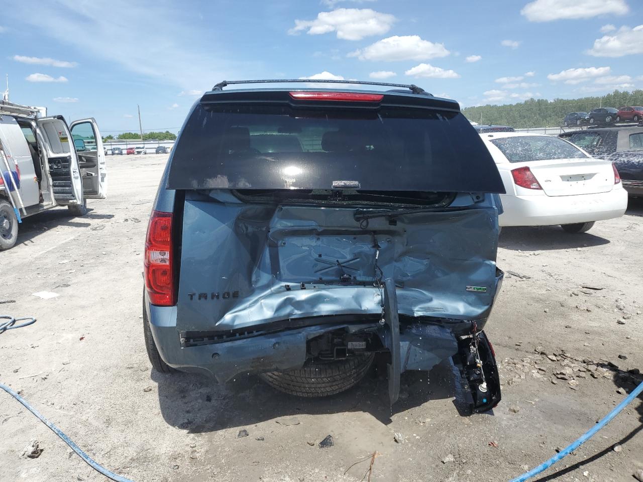 2010 Chevrolet Tahoe K1500 Ls VIN: 1GNUKAE04AR266183 Lot: 65226744