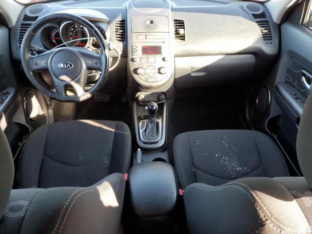 Parquets KIA SOUL 2013 Czerwony