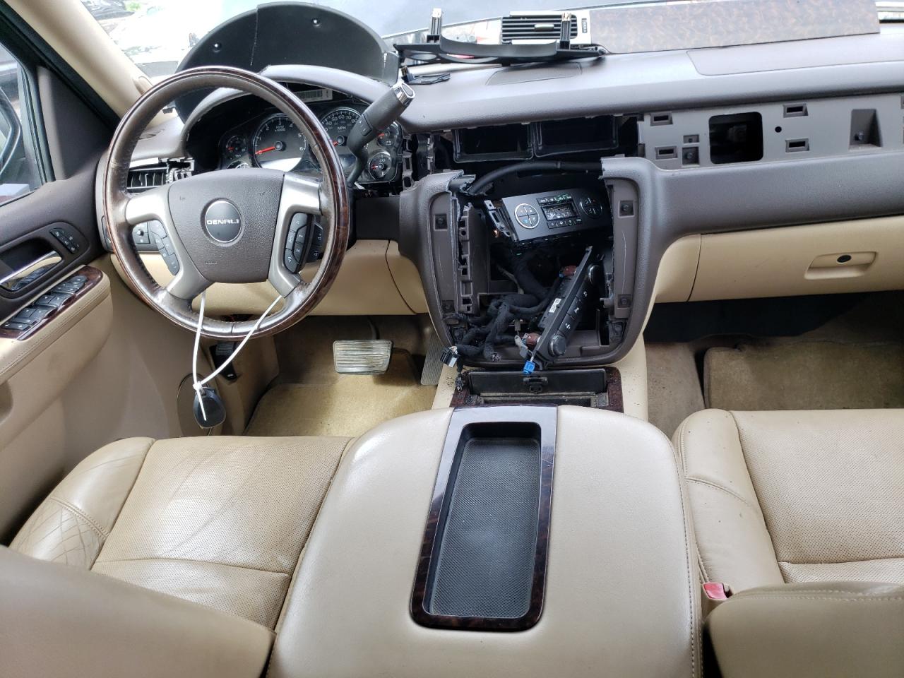 2013 GMC Yukon - Image 8