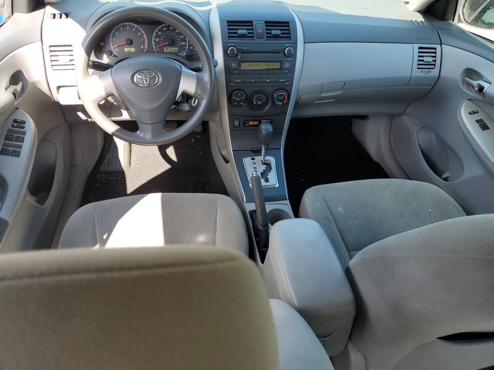 2T1BU4EE4AC523103 2010 Toyota Corolla Base