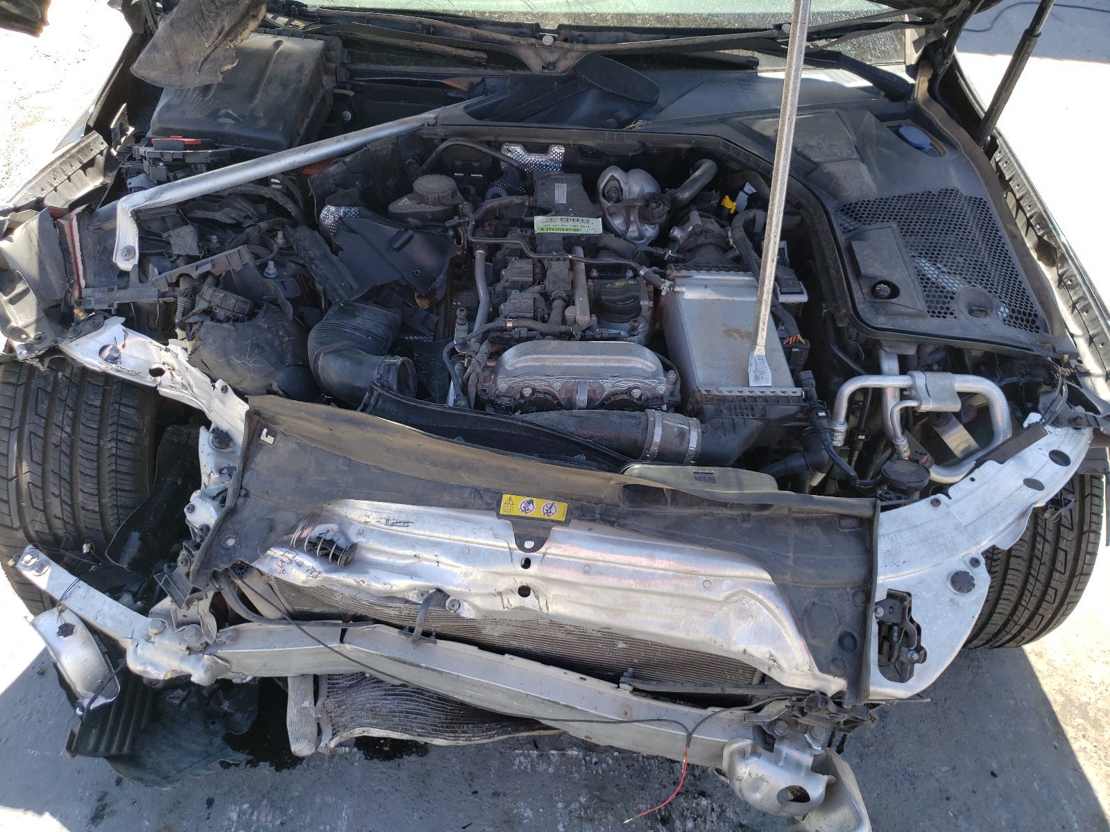 55SWF4JB8HU199875 2017 Mercedes-Benz C 300