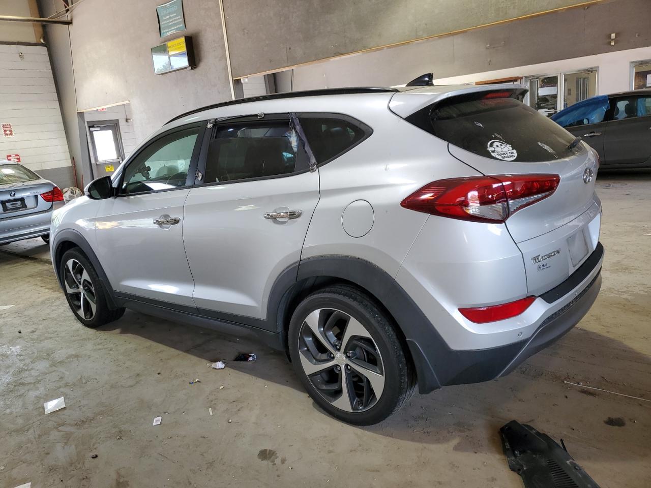 VIN KM8J3CA26GU120073 2016 HYUNDAI TUCSON no.2