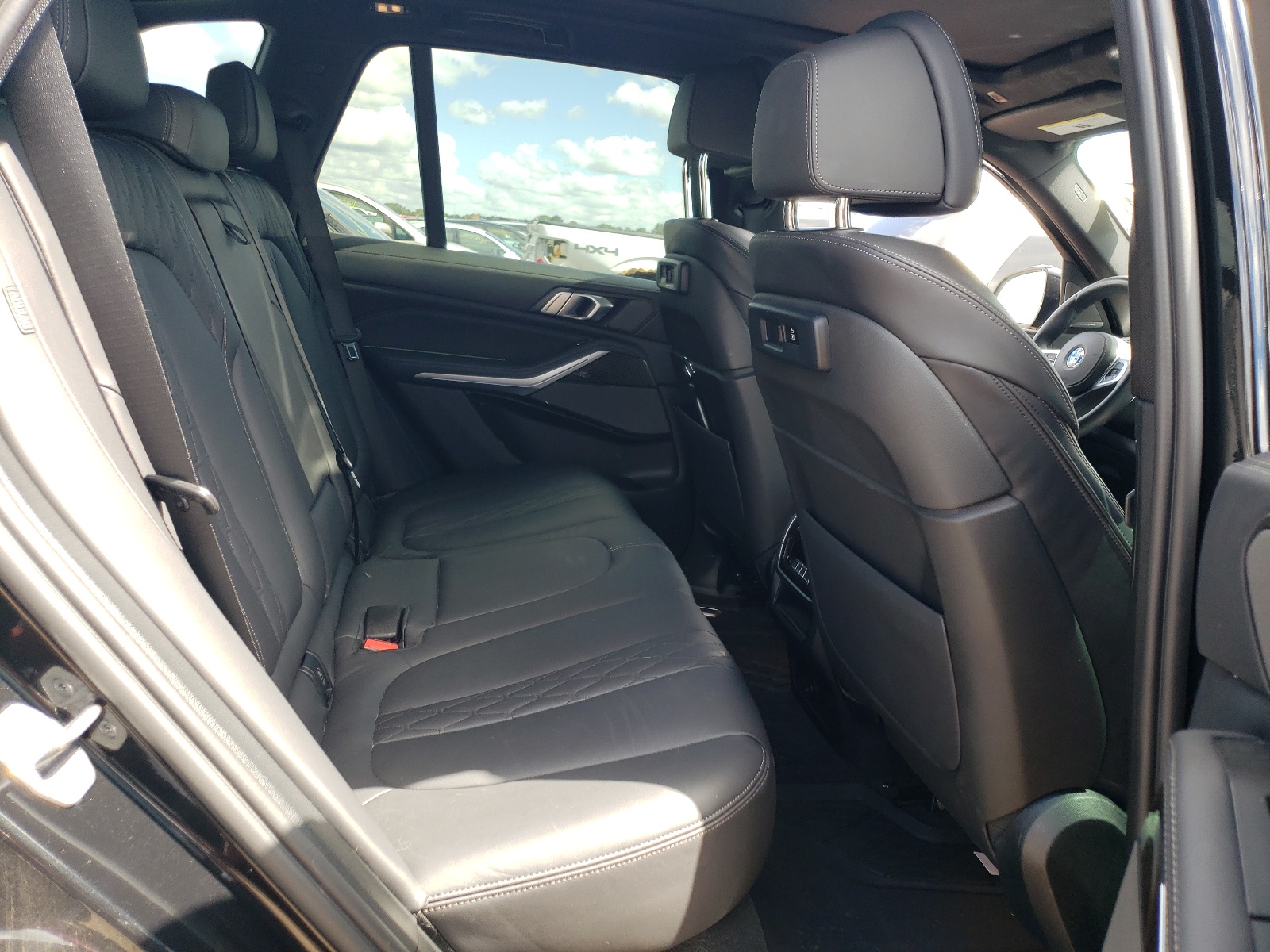 5UXJU4C04N9J80757 2022 BMW X5 M50I