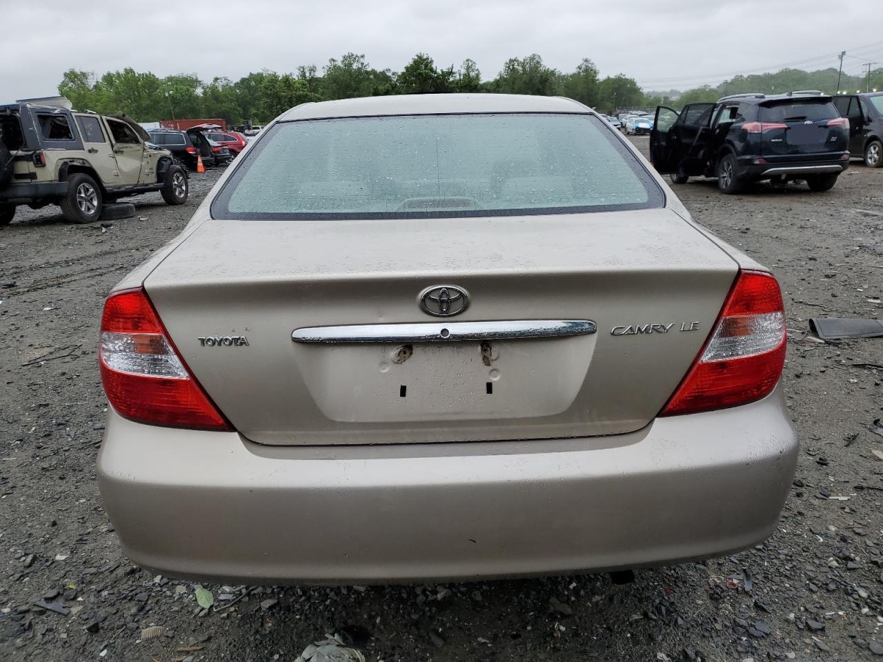 2004 Toyota Camry Le VIN: 4T1BE30K74U878449 Lot: 54058944