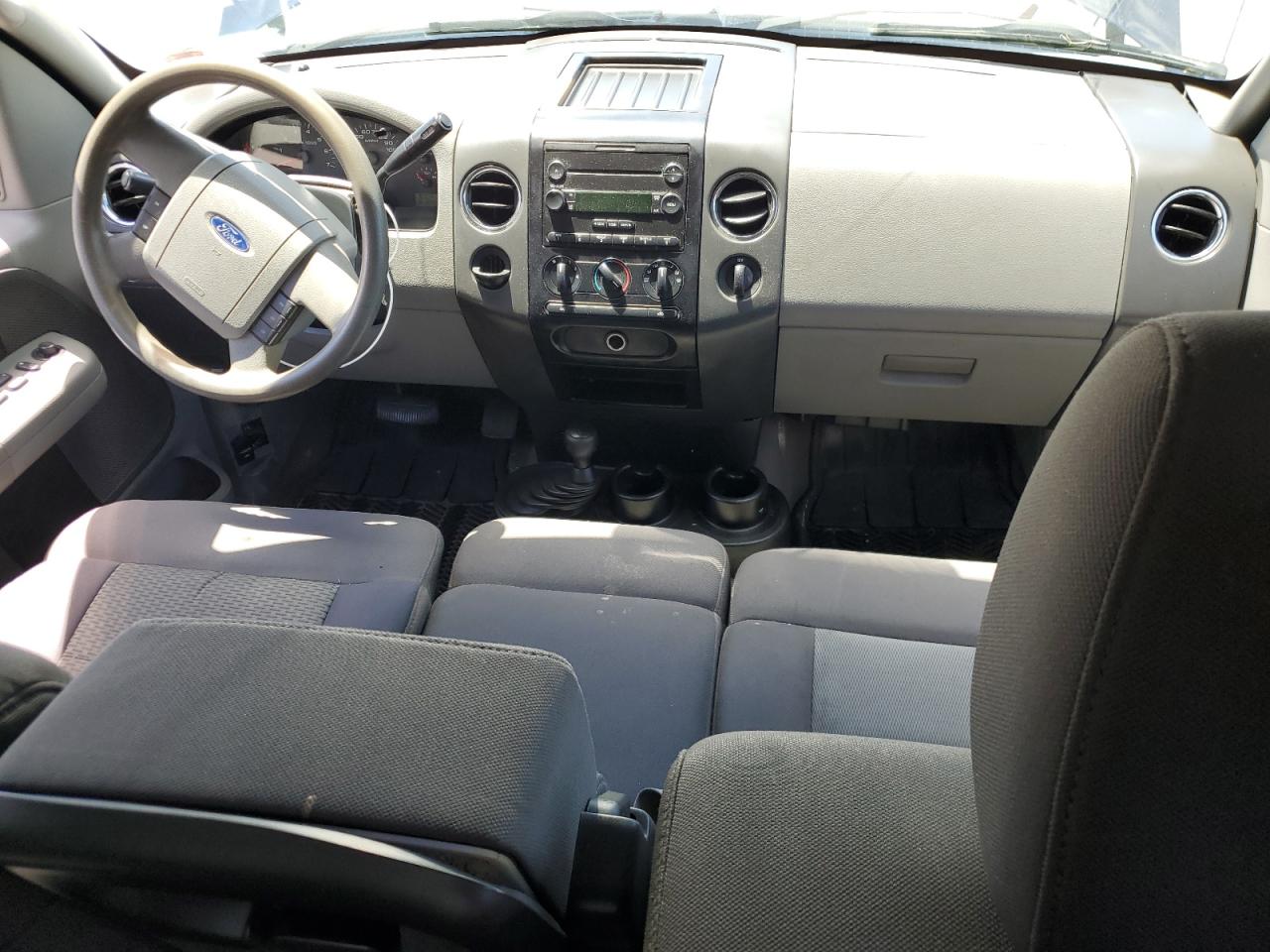 2004 Ford F150 VIN: 1FTRX14W84NA22053 Lot: 56736334