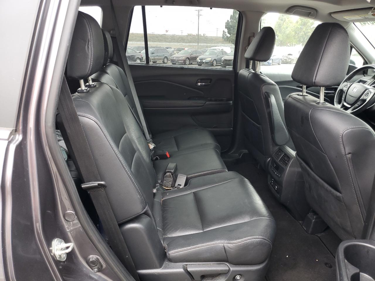 2017 Honda Pilot Touring VIN: 5FNYF5H99HB045694 Lot: 56874614