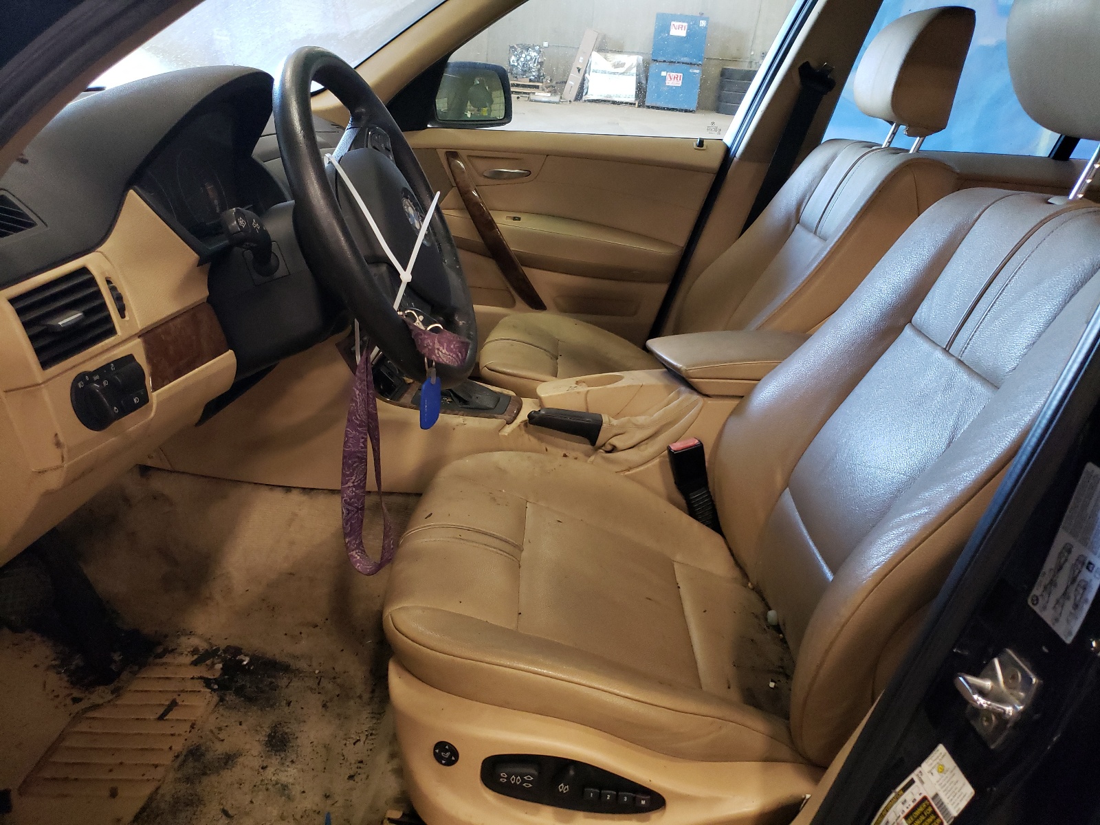 WBXPC93447WF17579 2007 BMW X3 3.0Si