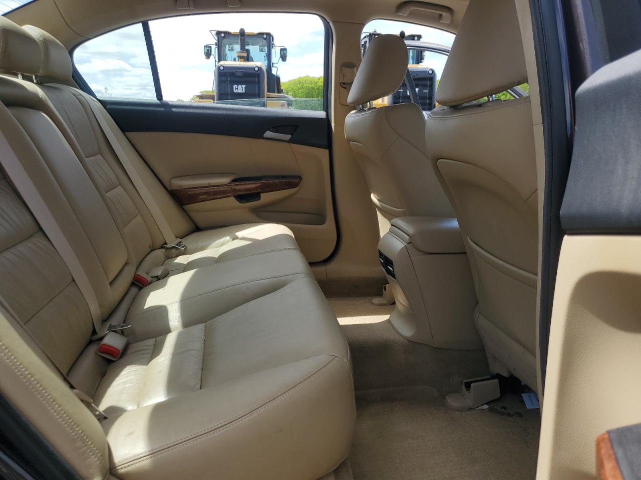 2011 Honda Accord Exl VIN: 1HGCP3F89BA005185 Lot: 53385414