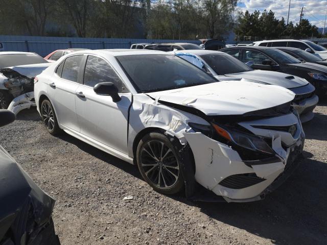  TOYOTA CAMRY 2018 Белый