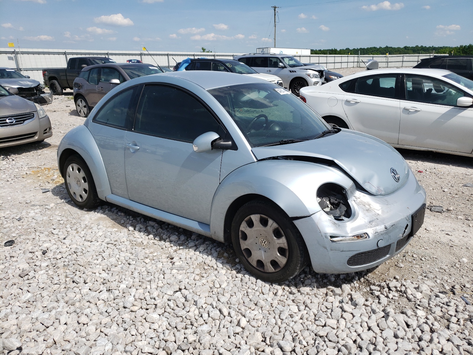 3VWPW3AG1AM000269 2010 Volkswagen New Beetle