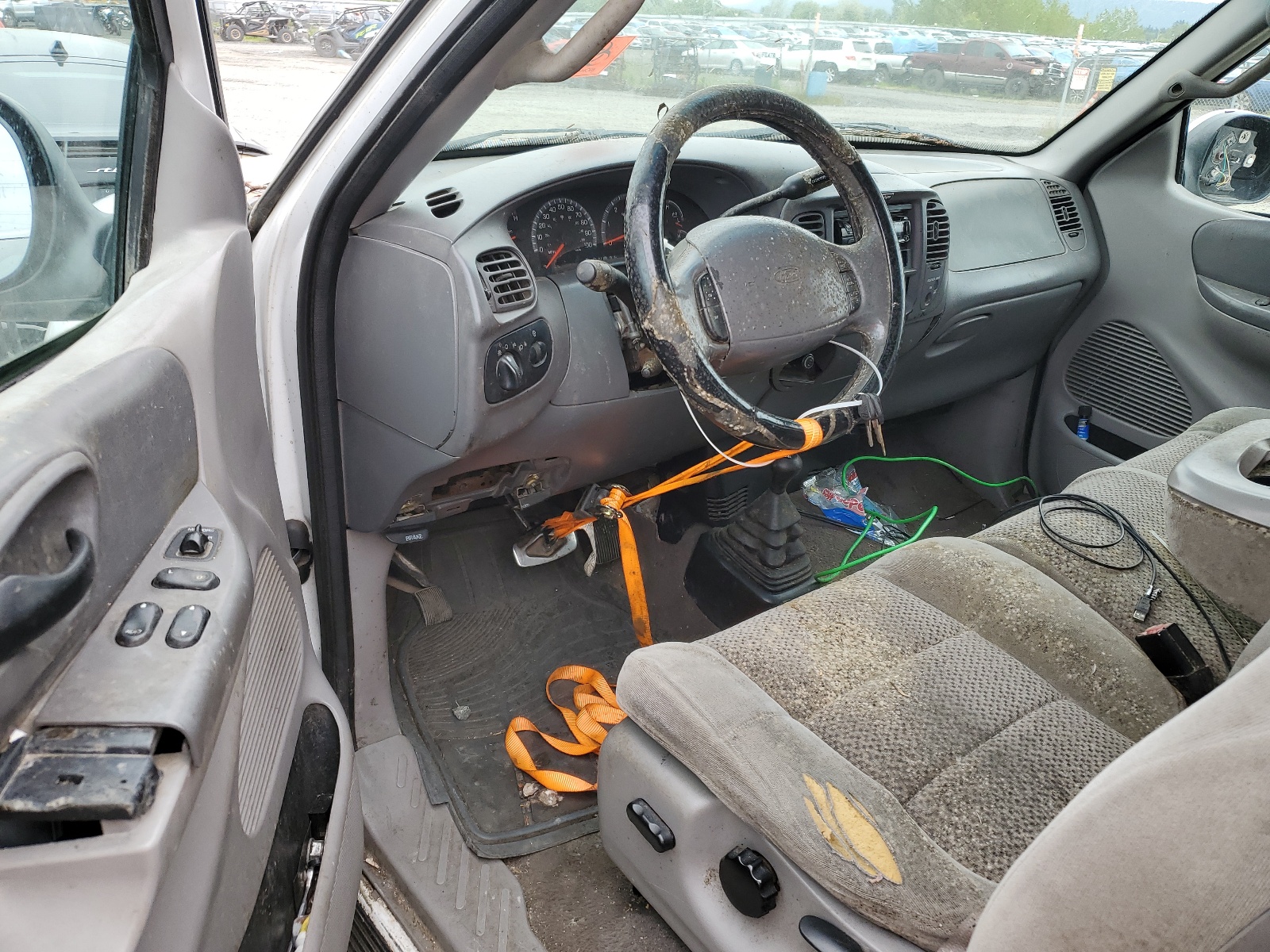 1FTRX18L01KB44760 2001 Ford F150