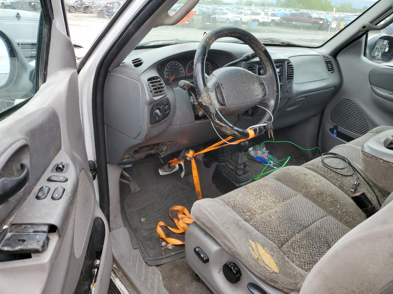 2001 Ford F150 VIN: 1FTRX18L01KB44760 Lot: 53489584