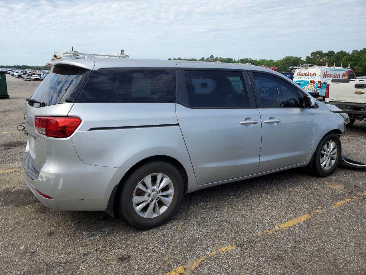 KNDMB5C19J6349914 2018 Kia Sedona Lx