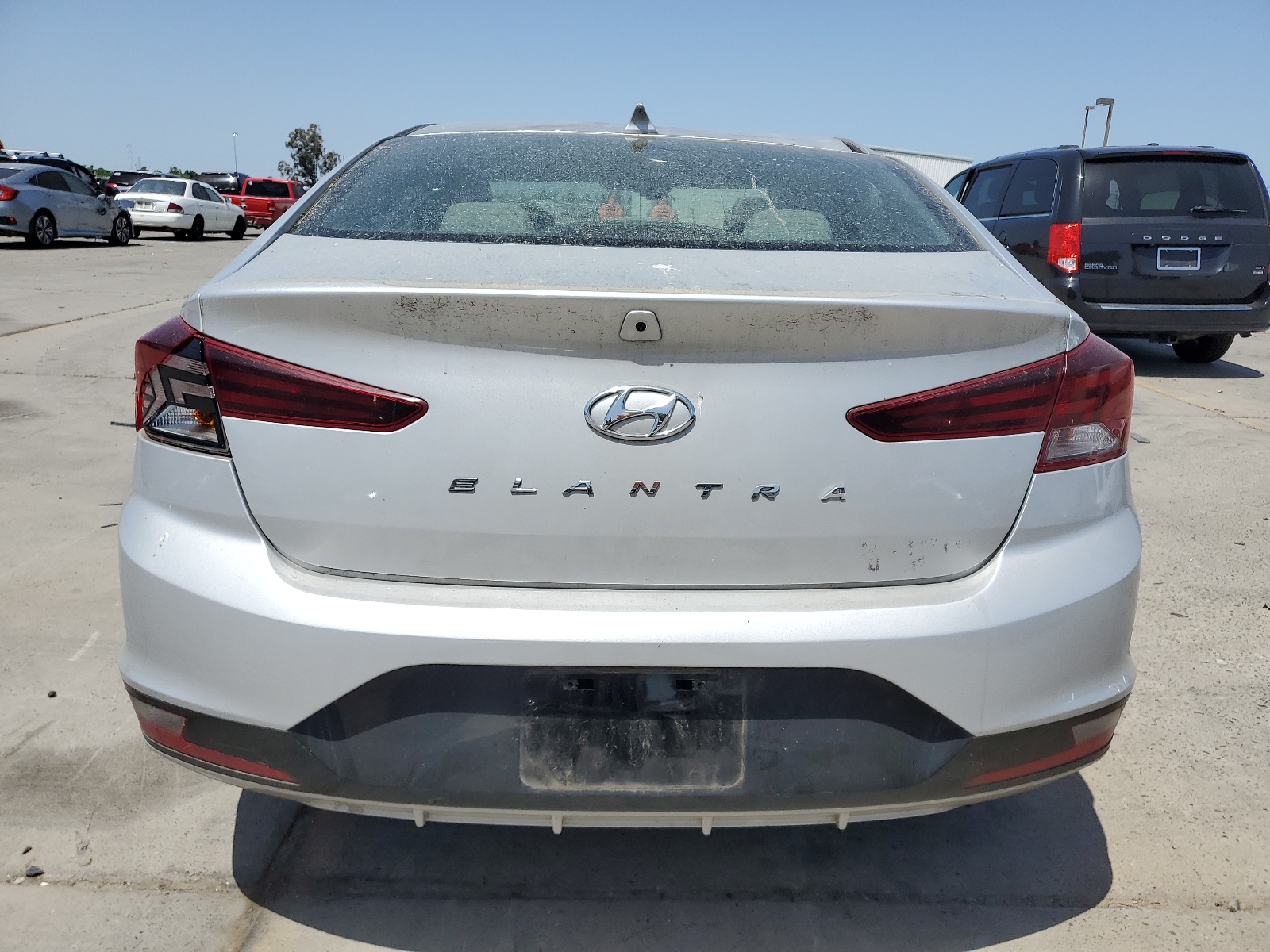 KMHD84LF4KU769187 2019 Hyundai Elantra Sel