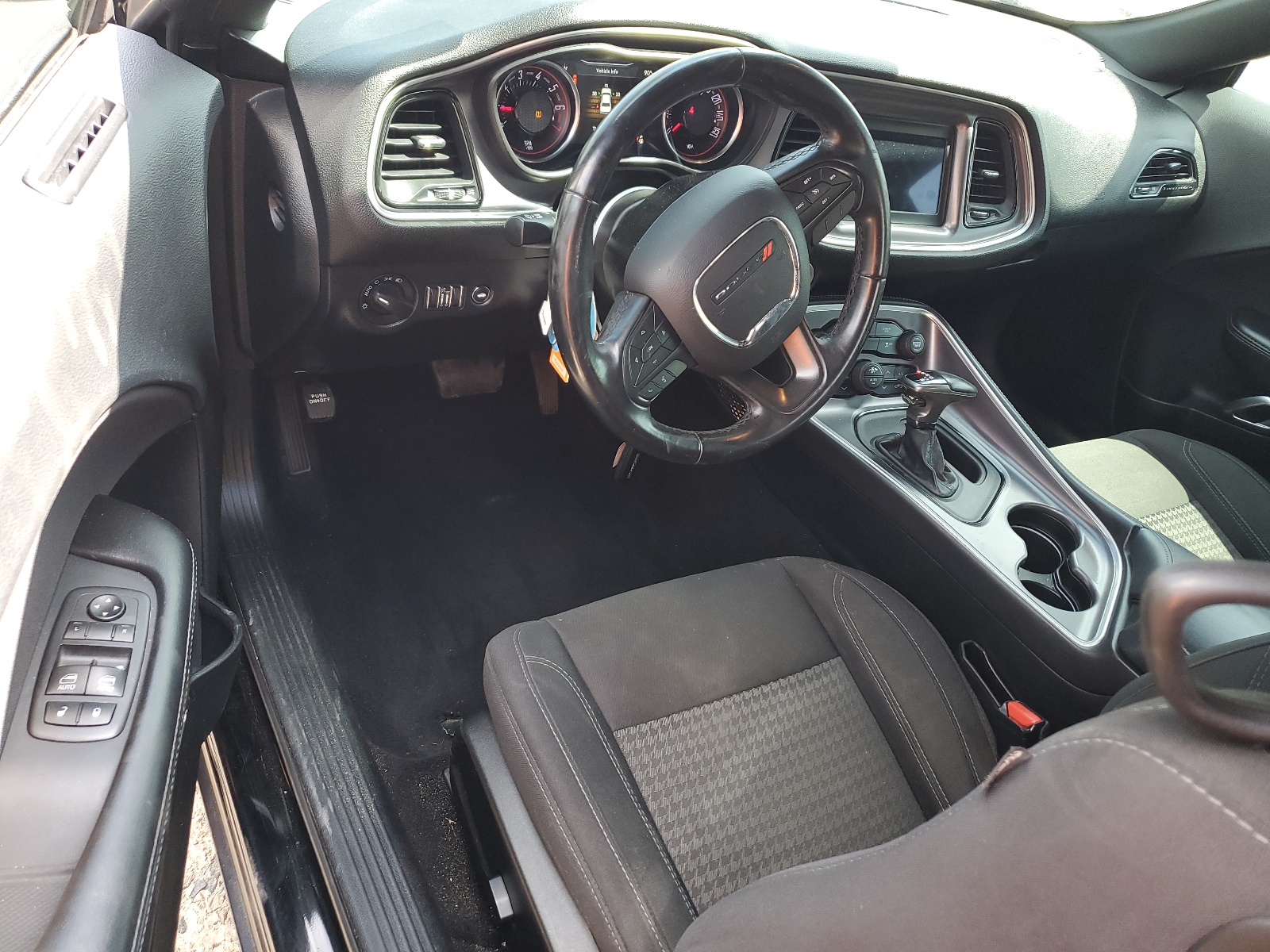 2C3CDZAG0KH705546 2019 Dodge Challenger Sxt