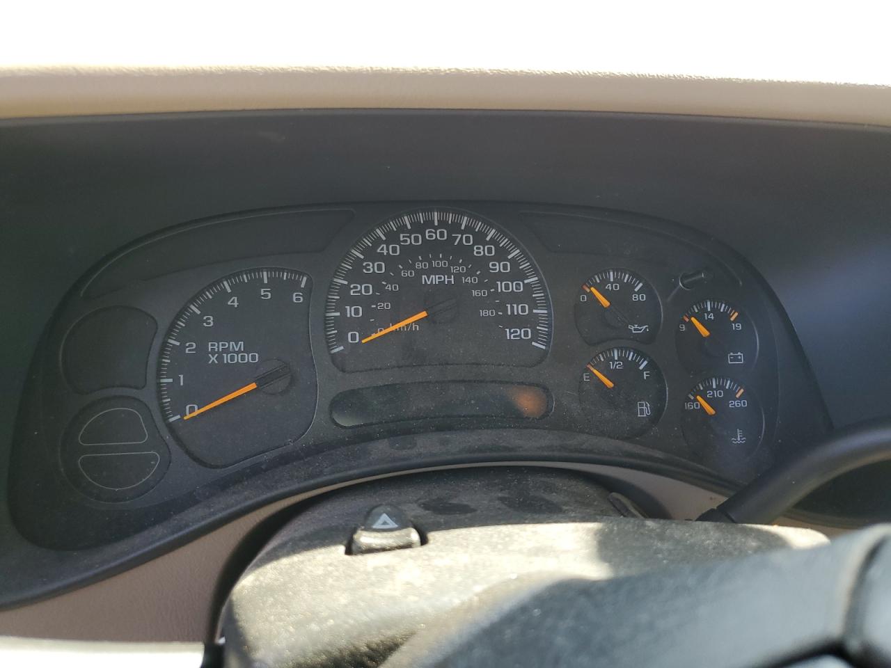 2005 GMC New Sierra C1500 VIN: 2GTEC13T851359844 Lot: 55353314