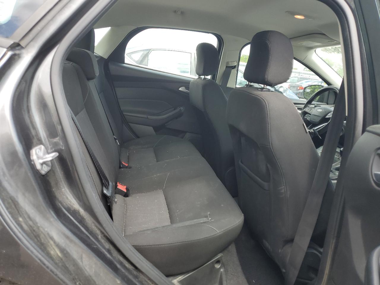 2018 Ford Focus - Image 10