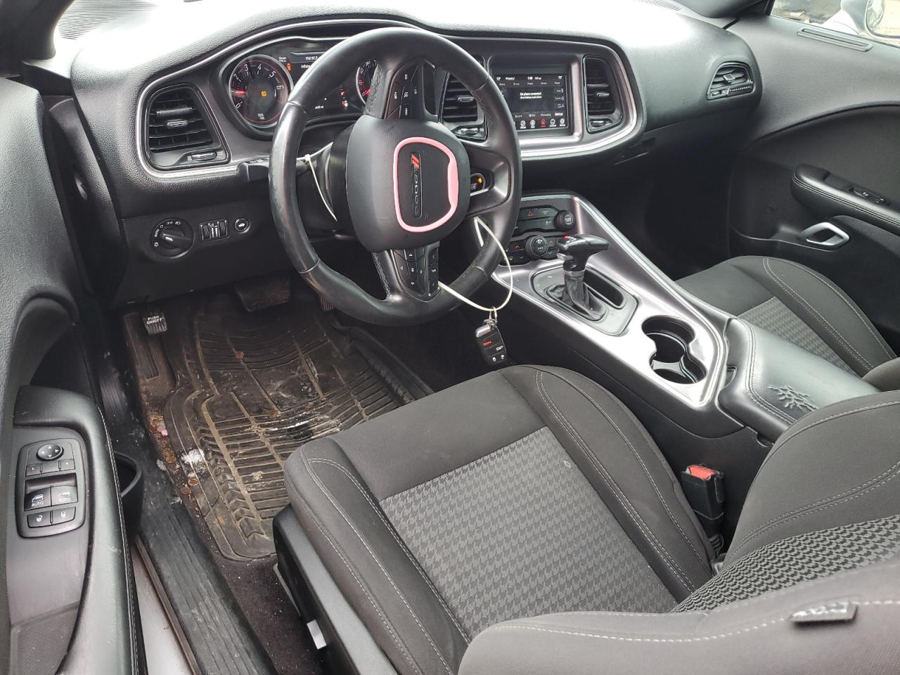 2018 Dodge Challenger Sxt VIN: 2C3CDZAG5JH302838 Lot: 54428864
