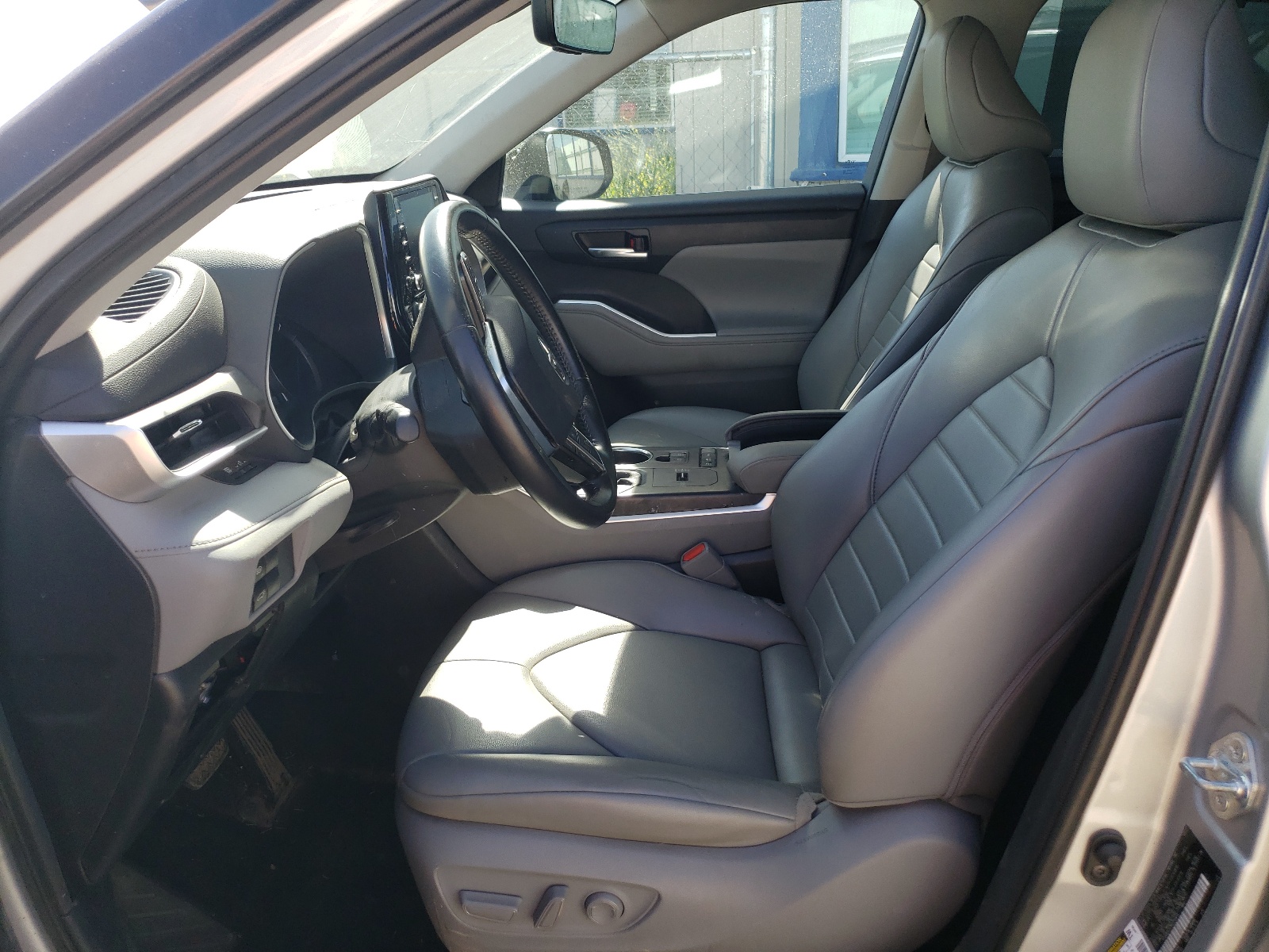 5TDHBRCH1MS536445 2021 Toyota Highlander Hybrid Xle