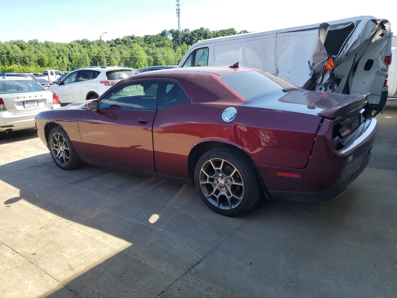 2C3CDZGG0HH555650 2017 DODGE CHALLENGER - Image 2