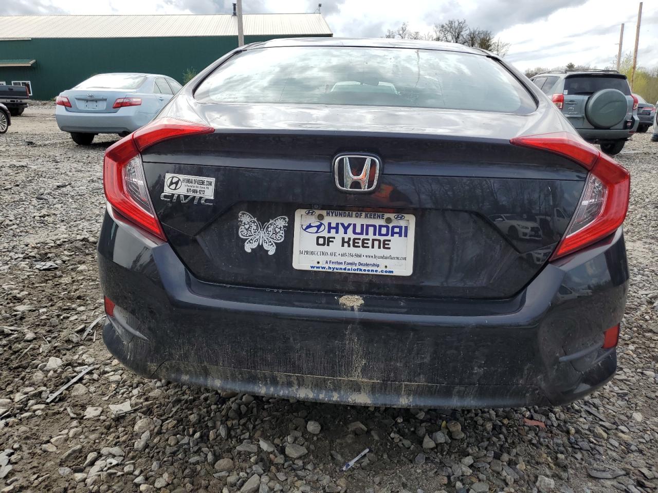 2018 Honda Civic Lx VIN: 2HGFC2F5XJH528952 Lot: 53645554