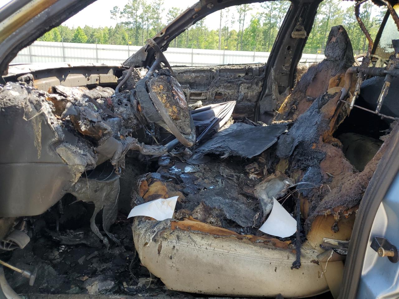 2003 Ford Crown Victoria VIN: 2FAFP73W73X152707 Lot: 56996234