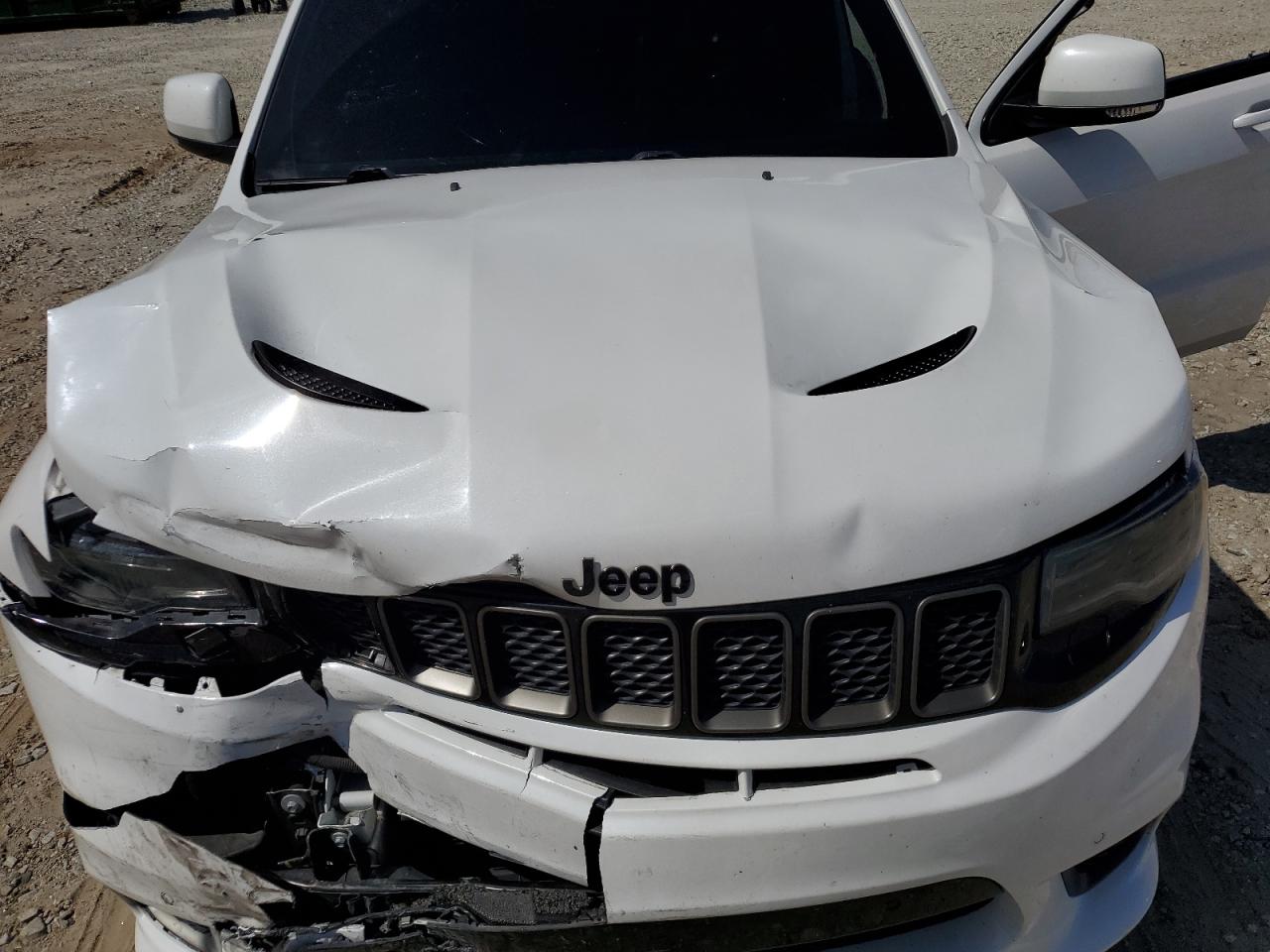 1C4RJFN95JC357382 2018 Jeep Grand Cherokee Trackhawk