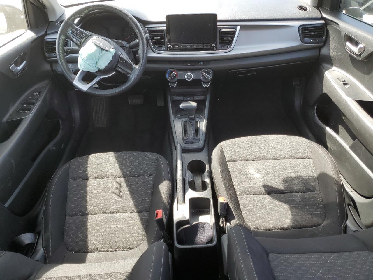 3KPA24AD3PE517284 2023 Kia Rio Lx